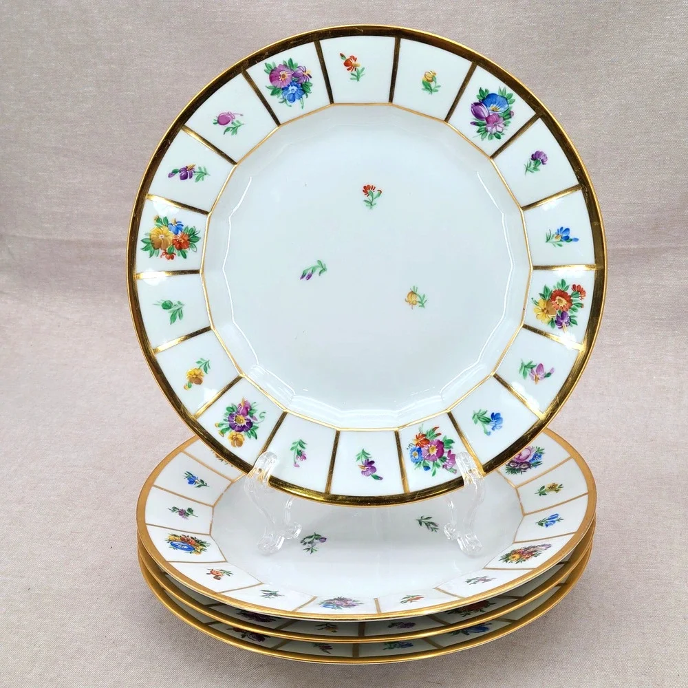 4 settings - Royal Copenhagen 'Henriette' 10.25 Inch Dinner Plates #444-8549